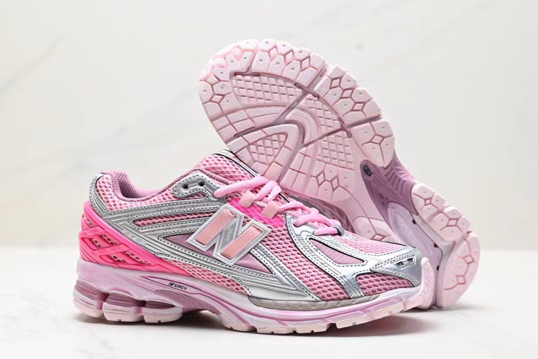 New Balance 740 Pink Edition
