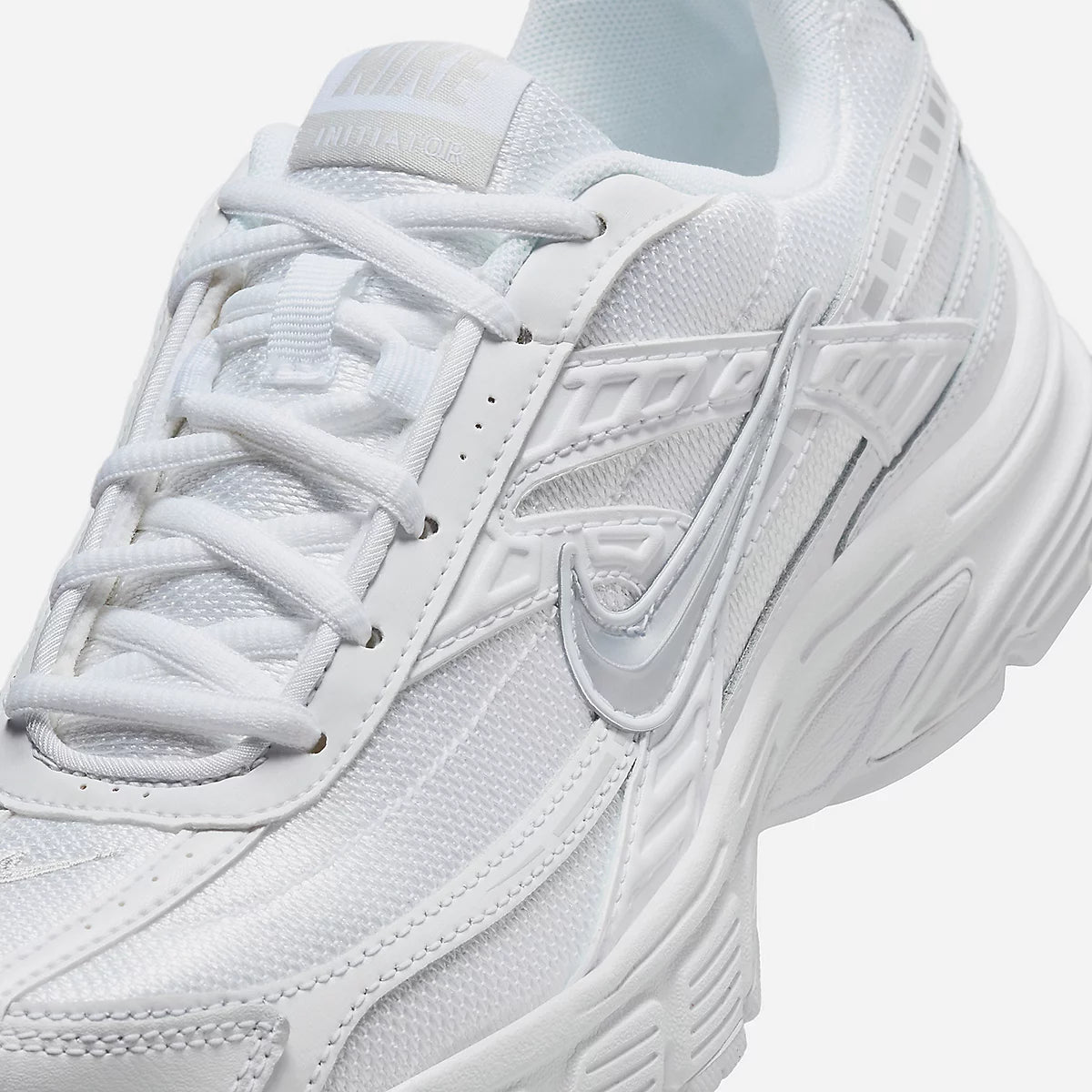 Nike Initiator P7000 Fluffy lacets